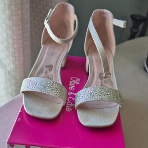 Olive & Edie Kids Glitter Dress Shoes - Cream